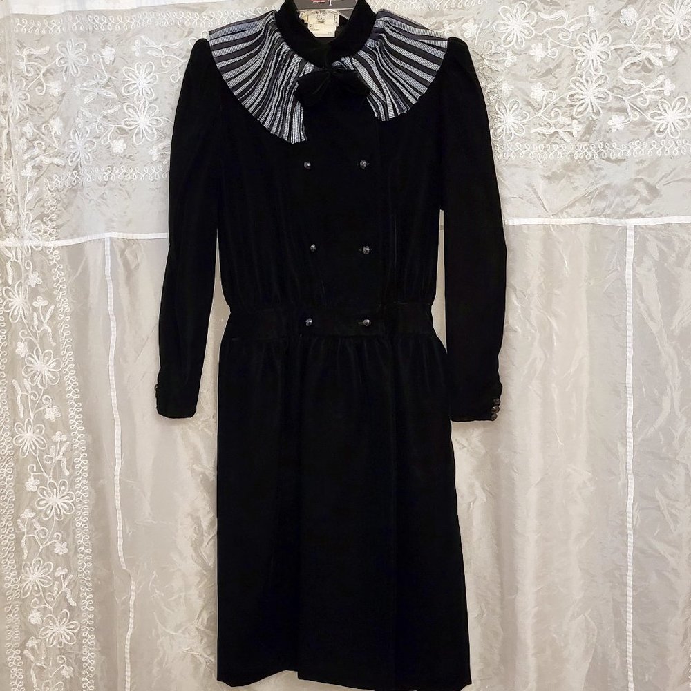 RARE Vintage Valentino Black Velvet Midi Dress, Italian size 44